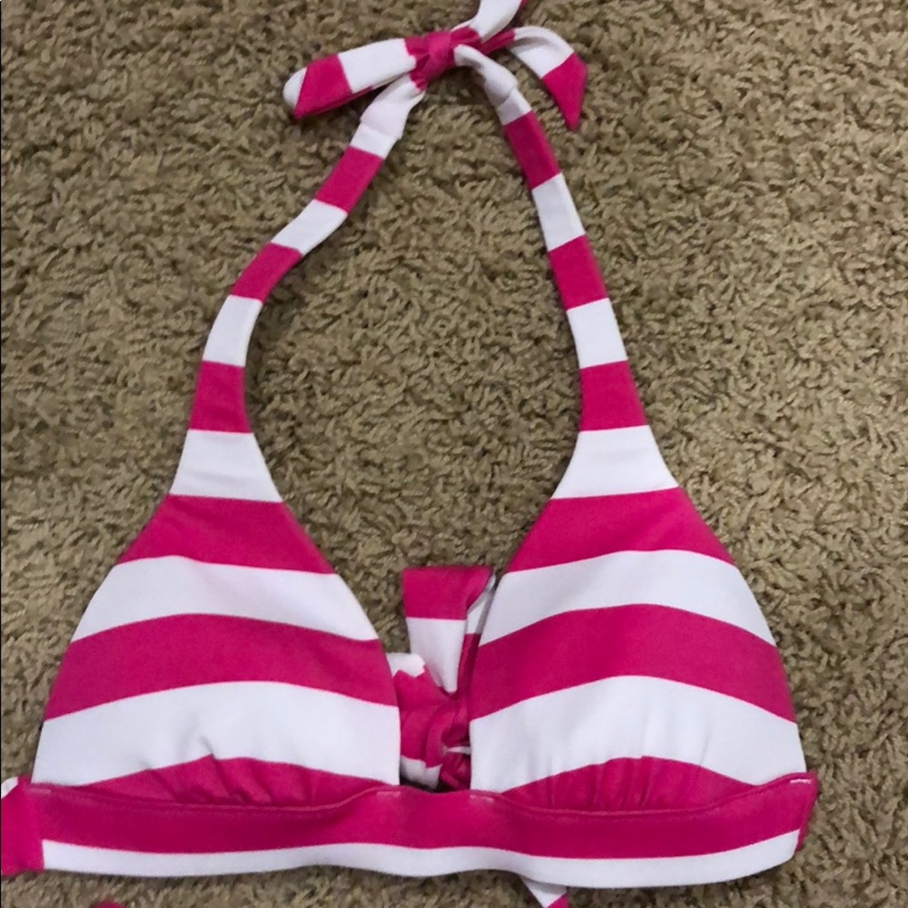 Like new Victoria’s Secret bikini set - Picture 3 of 7